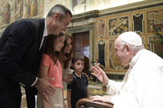 7-Ai Partecipanti al Capitolo Generale dei Figli della Divina Provvidenza e Delegazione della Famiglia carismatica fondata da San Luigi Orione