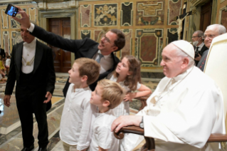 5-A la familia de Pedro Maria Guimarães de Mello