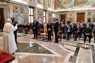 7-Ai Dirigenti e al Personale dell'Ispettorato di Pubblica Sicurezza presso il Vaticano
