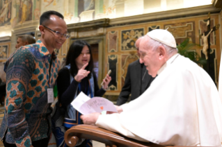 2-Alla Comunità Accademica del Pontificio Istituto Teologico Giovanni Paolo II per le Scienze del Matrimonio e della Famiglia  