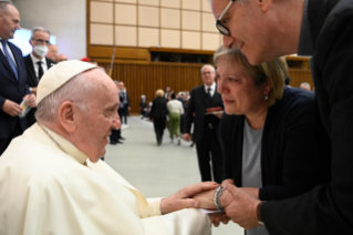 3-Ai Lettori del Settimanale "Famiglia Cristiana"