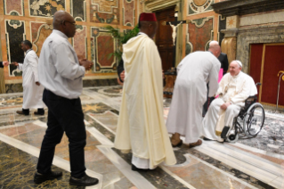 4-A los participantes en el Capítulo general de los Misioneros de África (Padres Blancos)