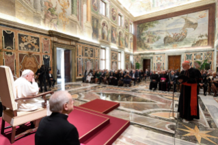 1-Aos membros da "Papal Foundation"