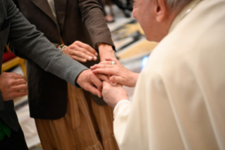9-Aos membros da "Papal Foundation"