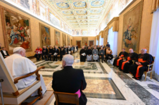 5-Alla Delegazione del "Premio Madre Teresa"