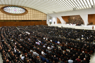 8-Aos seminaristas e sacerdotes que estudam em Roma