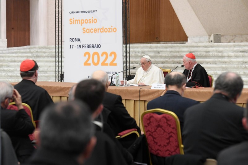 Le Pape confie aux prêtres sa vision de la vie sacerdotale Cq5dam.web.800.800