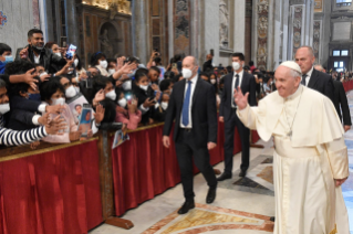 10-Saludo a la comunidad esrilanquesa de Italia 