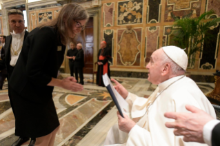 5-Partecipanti al Convegno Internazionale di Teologia Morale, promosso dalla Pontificia Università Gregoriana e dal Pontificio Istituto Teologico Giovanni Paolo II per le Scienze del Matrimonio e della Famiglia 