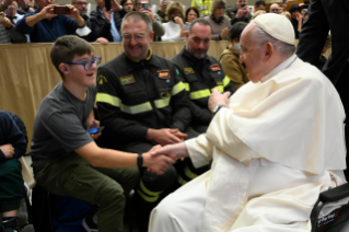 8-Audiencia al Cuerpo de Bomberos y sus familias