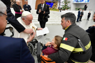 4-Aux sapeurs-pompiers, avec leurs familles