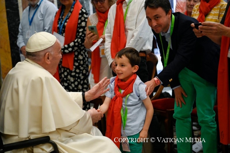 0-Aos membros do "Village de Fran&ccedil;ois" 