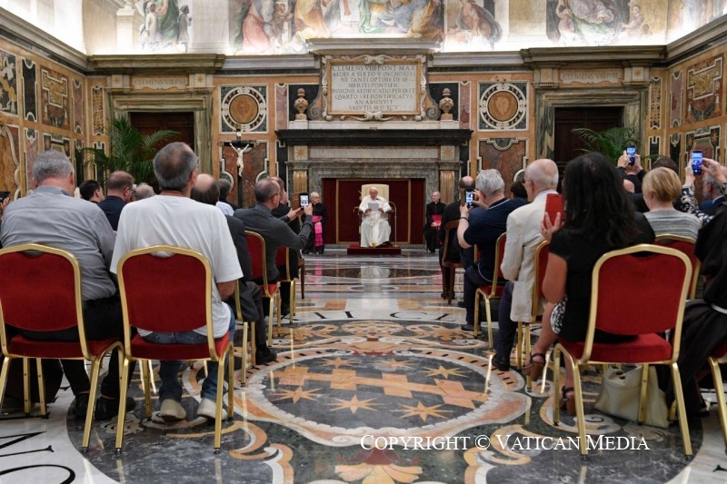 El Papa, a la Asociación Bíblica italiana