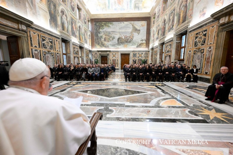 5-Alla Delegazione dell'Aeronautica Militare Italiana, nel centenario dell'istituzione