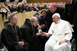 14-Alle Delegazioni per il dono del presepe e dell’albero di Natale in Piazza San Pietro