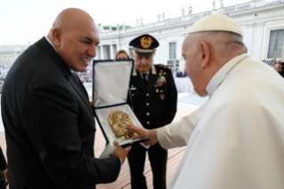 1-Agli Ufficiali Militari dell'Arma dei Carabinieri