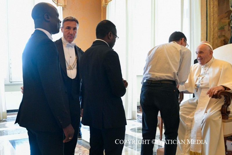 Aux participants au Chapitre général des Augustins de l'Assomption