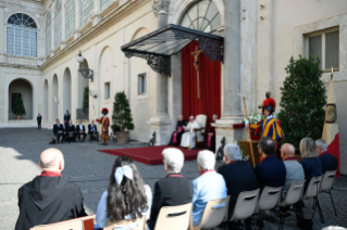 11-Aux membres de la Confrérie de Notre-Dame de Montserrat (Espagne)
