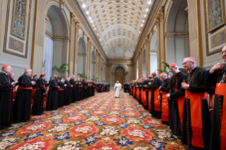 3-Felicitaciones navideñas a la Curia Romana