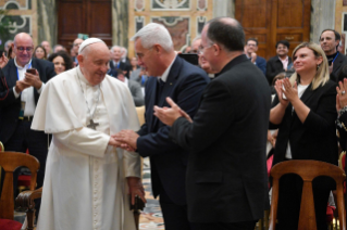 7-Aux délégations de la Fédération italienne des hebdomadaire catholiques ; de l'Union de la presse périodique italienne ; de l'Association Coral ; et de l'Association AIART