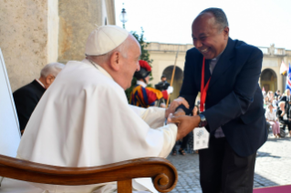 2-Aux membres de l'association « Familia da Esperança »