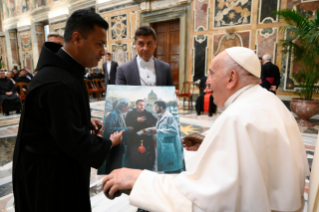 8-A los Dependientes de la Farmacia Vaticana con motivo del 150° aniversario de la fundación