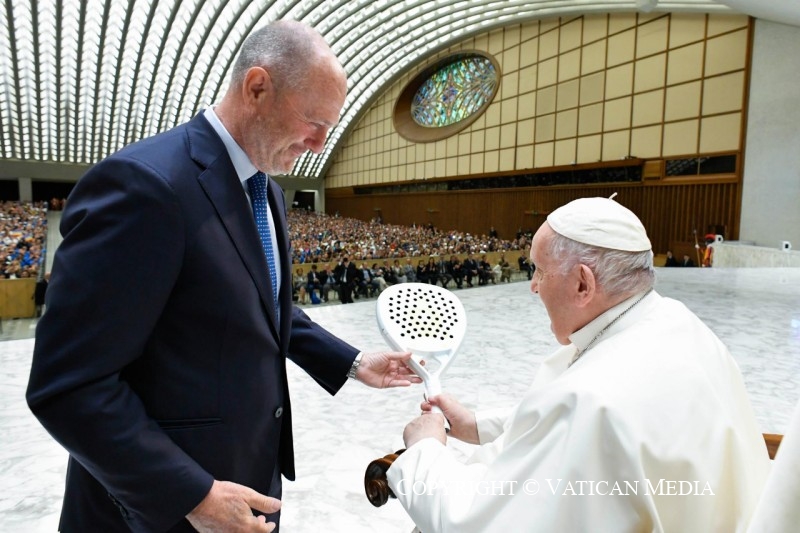 3-A la Federaci&oacute;n Italiana de Tenis y P&aacute;del