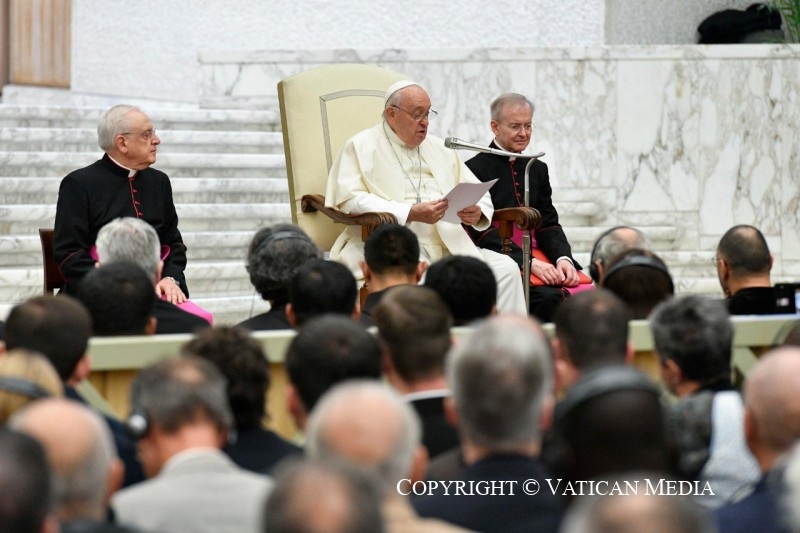 Le Pape exhorte à privilégier l’adoration dans les sanctuaires Cq5dam.web.800.800