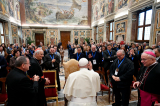 4-Aux participants à la Rencontre promue per la Conférence épiscopale italienne pour la protection des mineurs et des personnes vulnérables