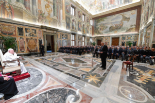 2-Ai Dirigenti e al Personale dell'Ispettorato di Pubblica Sicurezza presso il Vaticano