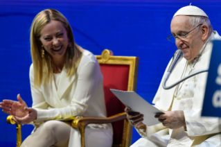 4-Saludo del Santo Padre a los participantes en la tercera edición de los Estados Generales de la Natalidad