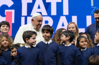 10-Saludo del Santo Padre a los participantes en la tercera edición de los Estados Generales de la Natalidad