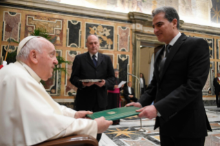 2-Apresentação das Cartas Credenciais dos Embaixadores da Islândia, Bangladesh, Síria, Gâmbia e Cazaquistão 