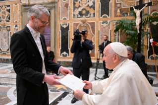 9-Presentation of Credential Letters by the Ambassadors of Iceland, Bangladesh, Syria, The Gambia and Kazakhstan accredited to the Holy See