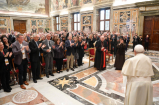 7-A los "Patrons of the Arts" de los Museos Vaticanos 