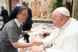 5-Aux participants à l'Assemblée générale des Œuvres Pontificales Missionnaires 