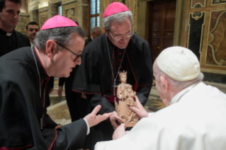 0-To the Priests engaged in youth pastoral ministry of the archdiocese of Barcelona, Spain