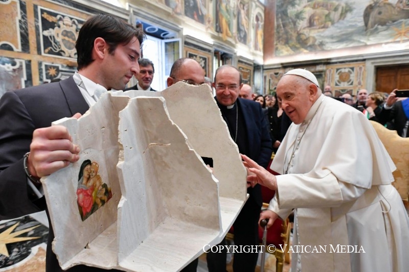 Le Pape encourage la reconstruction durable des villes italiennes dévastées Cq5dam.web.800.800