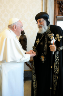 3-An Seine Heiligkeit Tawadros II., Patriarch der koptisch-orthodoxen Kirche 