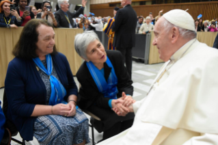 2-An die Teilnehmer der Generalversammlung der "Unión Mundial de las Organizaciones Femeninas Católicas" (UMOFC) 