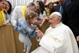 8-An die Mitglieder der christlichen Vereinigungen italienischer Arbeitnehmer (ACLI)
