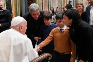 4-Ai membri dell'Associazione sportiva "Athletica Vaticana"