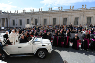 3-Encuentro con la Acción Católica Italiana "A braccia aperte" ("Con los brazos abiertos") 