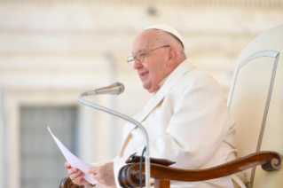 4-Encuentro con la Acción Católica Italiana "A braccia aperte" ("Con los brazos abiertos") 