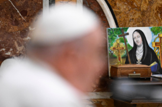 1-Aux pèlerins d'Argentine venus pour la canonisation de la bienheureuse María Antonia de Saint-Joseph de Paz y Figueroa 