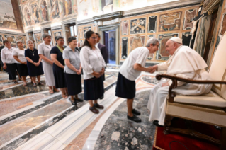 5-Ai Partecipanti ai Capitoli Generali dei seguenti Istituti: Società delle Divine Vocazioni (Vocazionisti), Suore della Presentazione di Maria Santissima al Tempio, Società del Sacro Cuore, Suore Domenicane Missionarie di San Sisto
