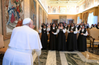 3-A las Hermanas Carmelitas Mensajeras del Espíritu Santo