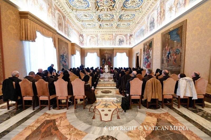 0-Aux sup&eacute;rieures et aux d&eacute;l&eacute;gu&eacute;es des Carm&eacute;lites d&eacute;chauss&eacute;es 