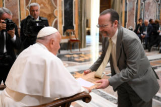 3-Ai Partecipanti al Convegno internazionale promosso dalla Fondazione Centesimus Annus pro Pontifice