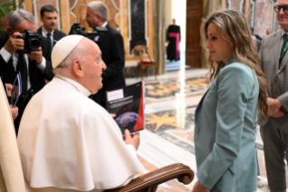 10-Ai Partecipanti al Convegno internazionale promosso dalla Fondazione Centesimus Annus pro Pontifice